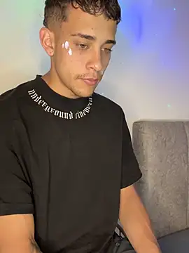 Snapshot of Lucas_her chatting on 18, 3, 2026 Lucas her online show from 18, 3, 2026