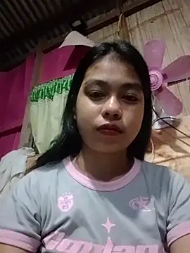 Snapshot of Heavens_night04 chatting on 2, 4, 2026 Heavens night04 online show from 2, 4, 2026