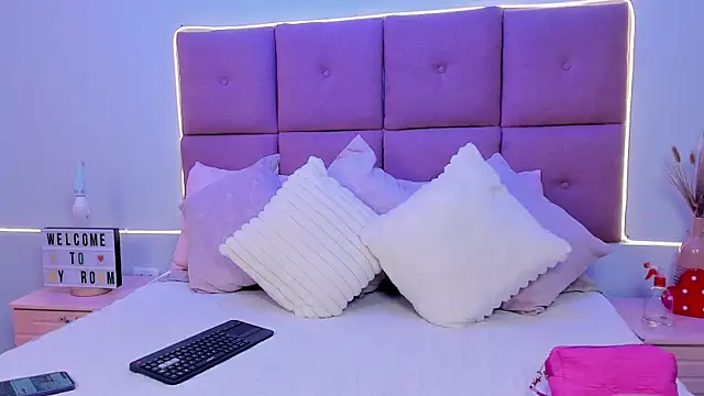 Hilaryportman online show from 20, 3, 2026