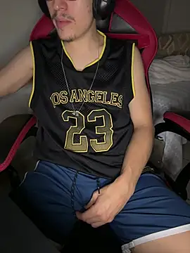 hungtwinkBR online show from 2, 4, 2026