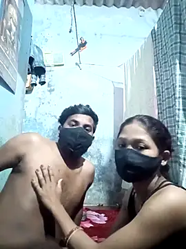 mask-gurl online show from 4, 2, 2026