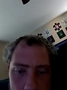 Snapshot of KrazyNutz420 chatting on 8, 6, 2026 KrazyNutz420 online show from 8, 6, 2026