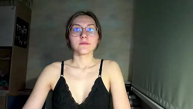 Miaaa Moon online show from 21, 6, 2026