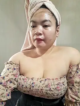Zyramae 25 online show from 3, 5, 2026