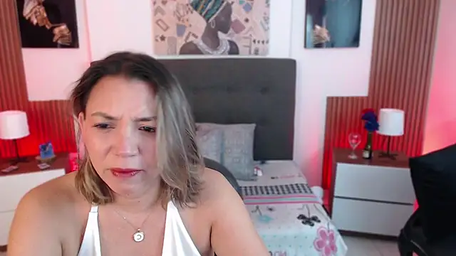 milfsecret69 online show from 13, 5, 2026