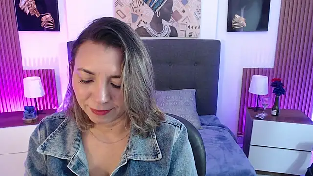 milfsecret69 online show from 14, 5, 2026