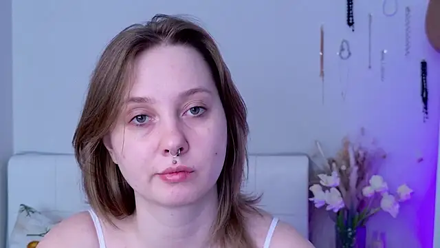 Snapshot of CandiceKingzzz chatting on 12, 3, 2026 CandiceKingzzz online show from 12, 3, 2026