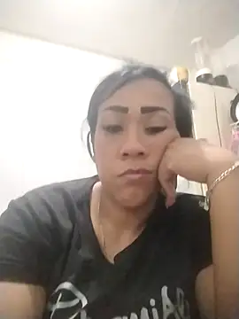 Oliviia williams online show from 23, 3, 2026