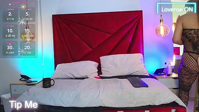 NahomiRoss online show from 20, 6, 2026
