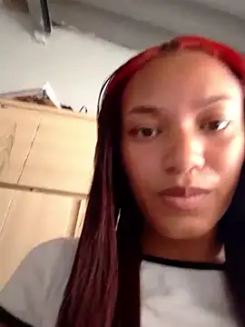 redstrawberry23 online show from 28, 2, 2026