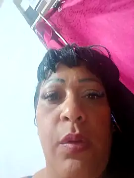 Snapshot of SabrinaColin chatting on 23, 5, 2026 SabrinaColin online show from 23, 5, 2026