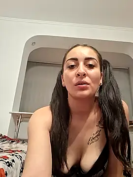 ElleanorPink online show from 12, 2, 2026