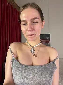 Snapshot of MyKittySayMeow chatting on 28, 4, 2026 MyKittySayMeow online show from 28, 4, 2026