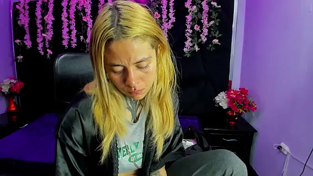 Dakota Angell  online show from 15, 2, 2026