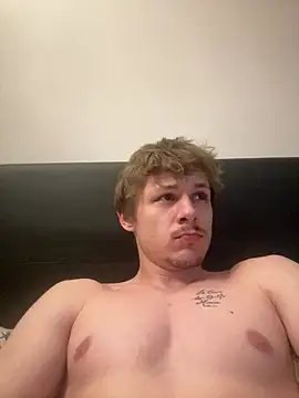 Lucas328706 online show from 19, 5, 2026