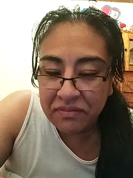 emilymoore34 online show from 3, 2, 2026