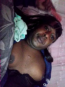 Snapshot of Hellentrans24 chatting on 5, 4, 2026 Hellentrans24 online show from 5, 4, 2026