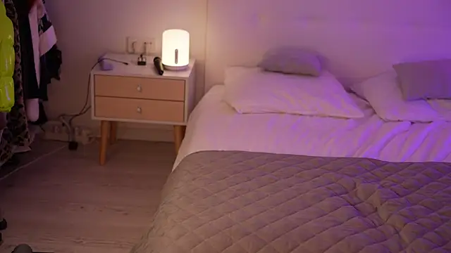 Snapshot of Sarah_Pink chatting on 27, 2, 2025 Sarah Pink online show from 27, 2, 2025