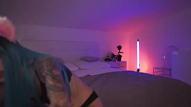 Snapshot of Sarah_Pink chatting on 21, 3, 2025 Sarah Pink online show from 21, 3, 2025