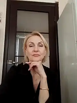 Snapshot of MichelleSolis chatting on 11, 3, 2026 MichelleSolis online show from 11, 3, 2026