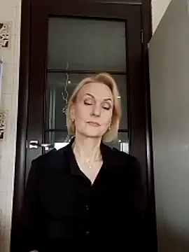 Snapshot of MichelleSolis chatting on 25, 3, 2026 MichelleSolis online show from 25, 3, 2026