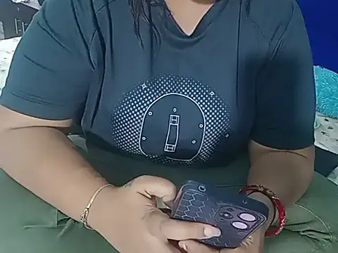 Snapshot of ANURADHA_2006 chatting on 18, 3, 2026 ANURADHA 2006 online show from 18, 3, 2026