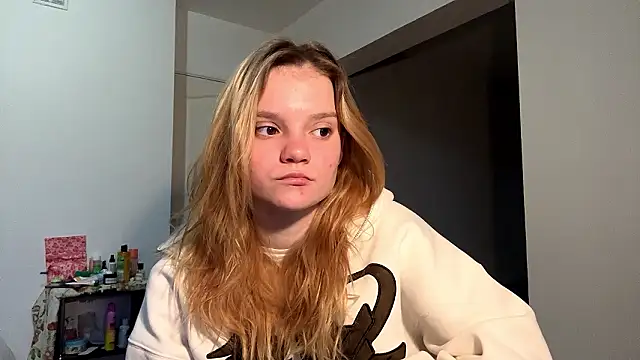 Tiffany Muse online show from 22, 3, 2026