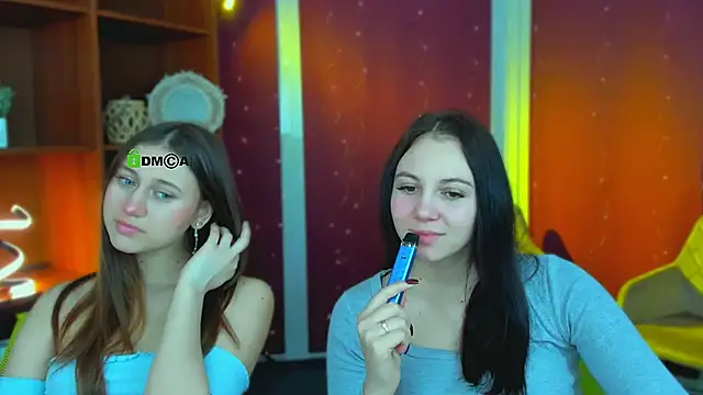 Snapshot of arianaa_cat chatting on 11, 3, 2026 arianaa cat online show from 11, 3, 2026