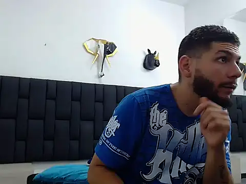 deyby hot online show from 4, 2, 2026