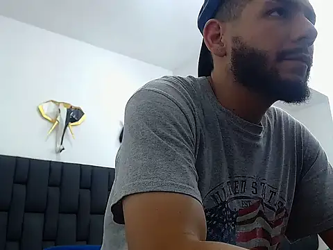 deyby hot online show from 5, 2, 2026