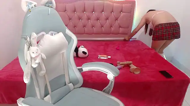 Snapshot of snowhot-69 chatting on 21, 3, 2026 snowhot-69 online show from 21, 3, 2026