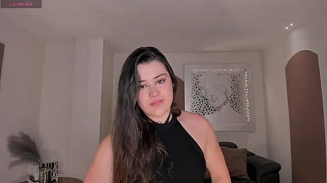 Snapshot of DemiNova chatting on 24, 4, 2026 DemiNova online show from 24, 4, 2026