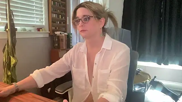 wetrainbows online show from 10, 3, 2026