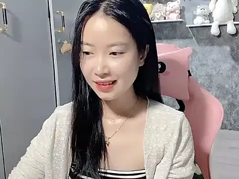 Linne6789 online show from 24, 4, 2026