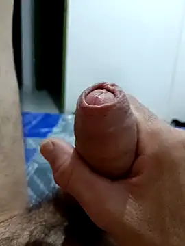 Snapshot of elvergon8721 chatting on 10, 3, 2026 elvergon8721 online show from 10, 3, 2026