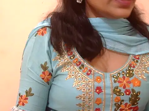 cute aada online show from 5, 2, 2026