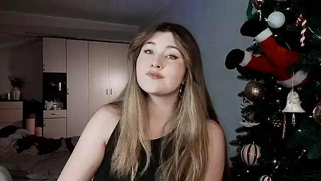 LilyBlum online show from 4, 2, 2026