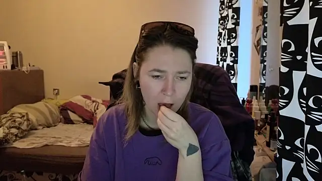 Ozalin  online show from 3, 2, 2026