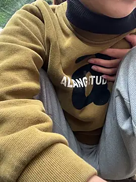 Snapshot of Luna-Kim chatting on 3, 2, 2026 Luna-Kim online show from 3, 2, 2026