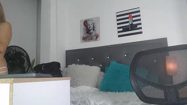 Snapshot of brandyy__love_ chatting on 6, 2, 2026 brandyy love online show from 6, 2, 2026