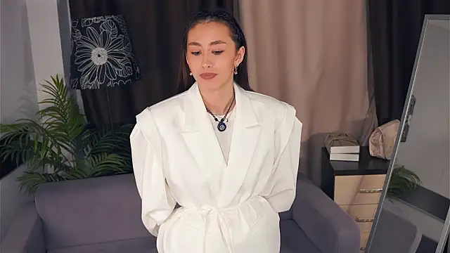 DeliaPesta online show from 2, 2, 2026