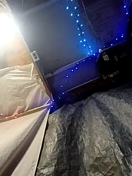 whitetrashsag420 online show from 2, 2, 2026