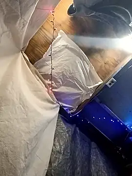 whitetrashsag420 online show from 6, 2, 2026