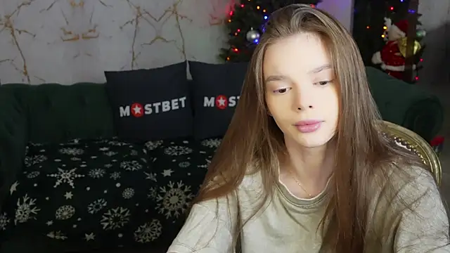 Snapshot of Zlata_Sky chatting on 5, 1, 2025 Zlata Sky online show from 5, 1, 2025