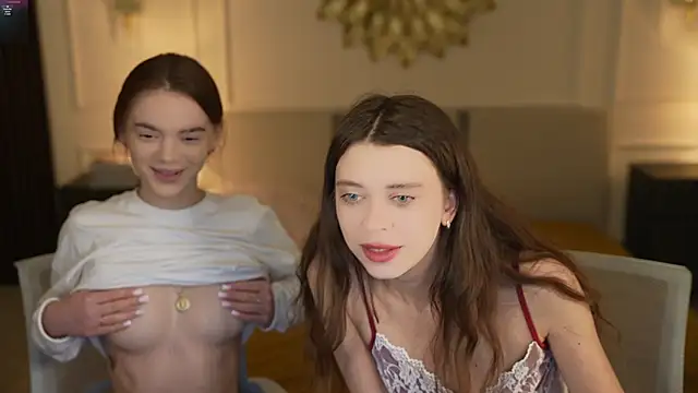 Snapshot of Zlata_Sky chatting on 1, 10, 2025 Zlata Sky online show from 1, 10, 2025