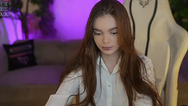 Snapshot of Zlata_Sky chatting on 15, 11, 2025 Zlata Sky online show from 15, 11, 2025