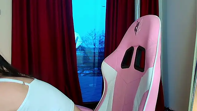 LunaAllure online show from 5, 2, 2026