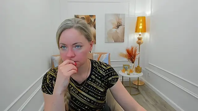 CharlotteKerti online show from 1, 4, 2026