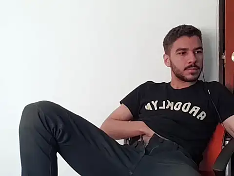 Snapshot of _s33bas chatting on 12, 2, 2026 s33bas online show from 12, 2, 2026