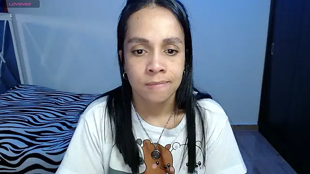 paula lopez   online show from 15, 4, 2026